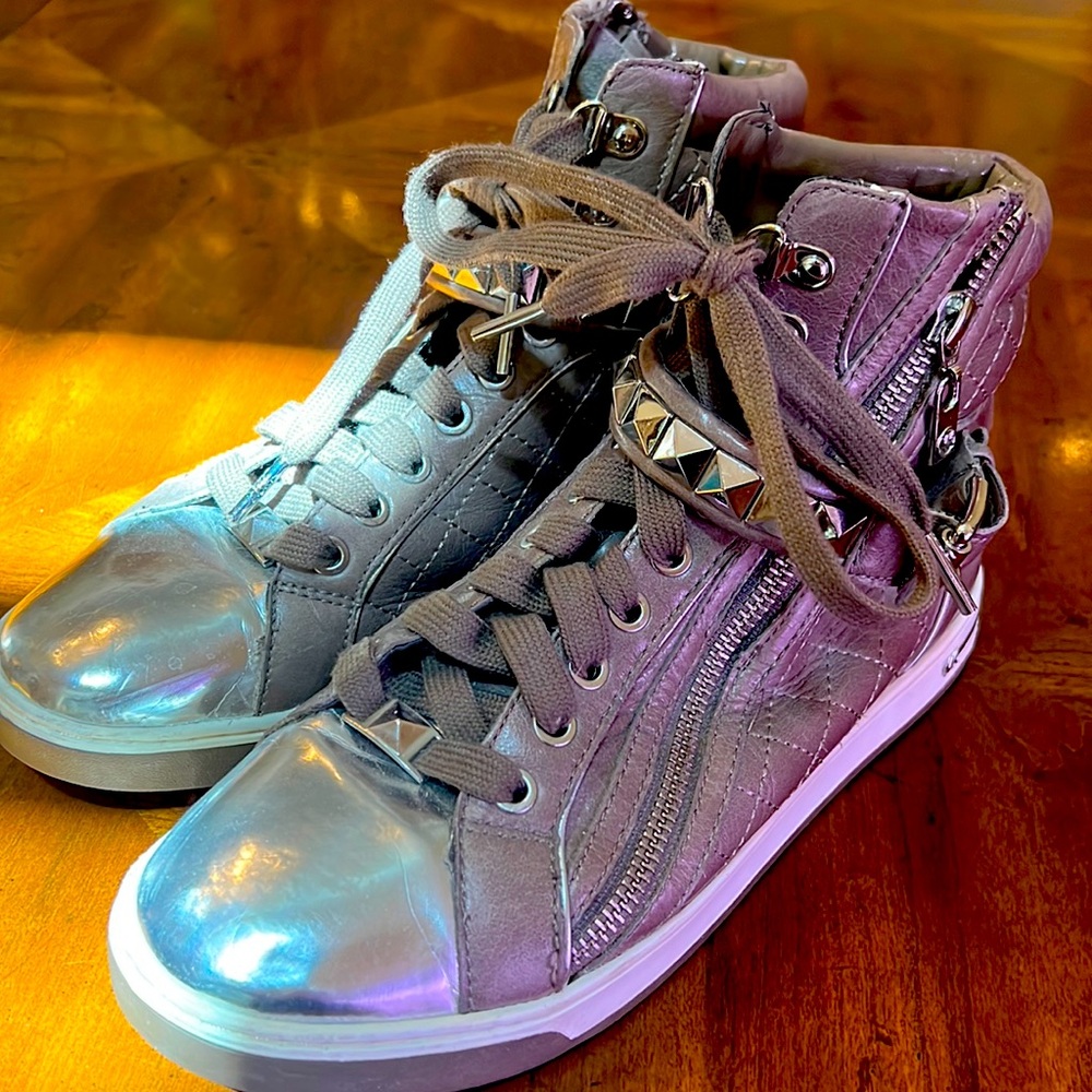 MICHAEL KORS High Top Booties Silver Accents ~ Zip Sides, Silver Buckle Sz 8.5 M